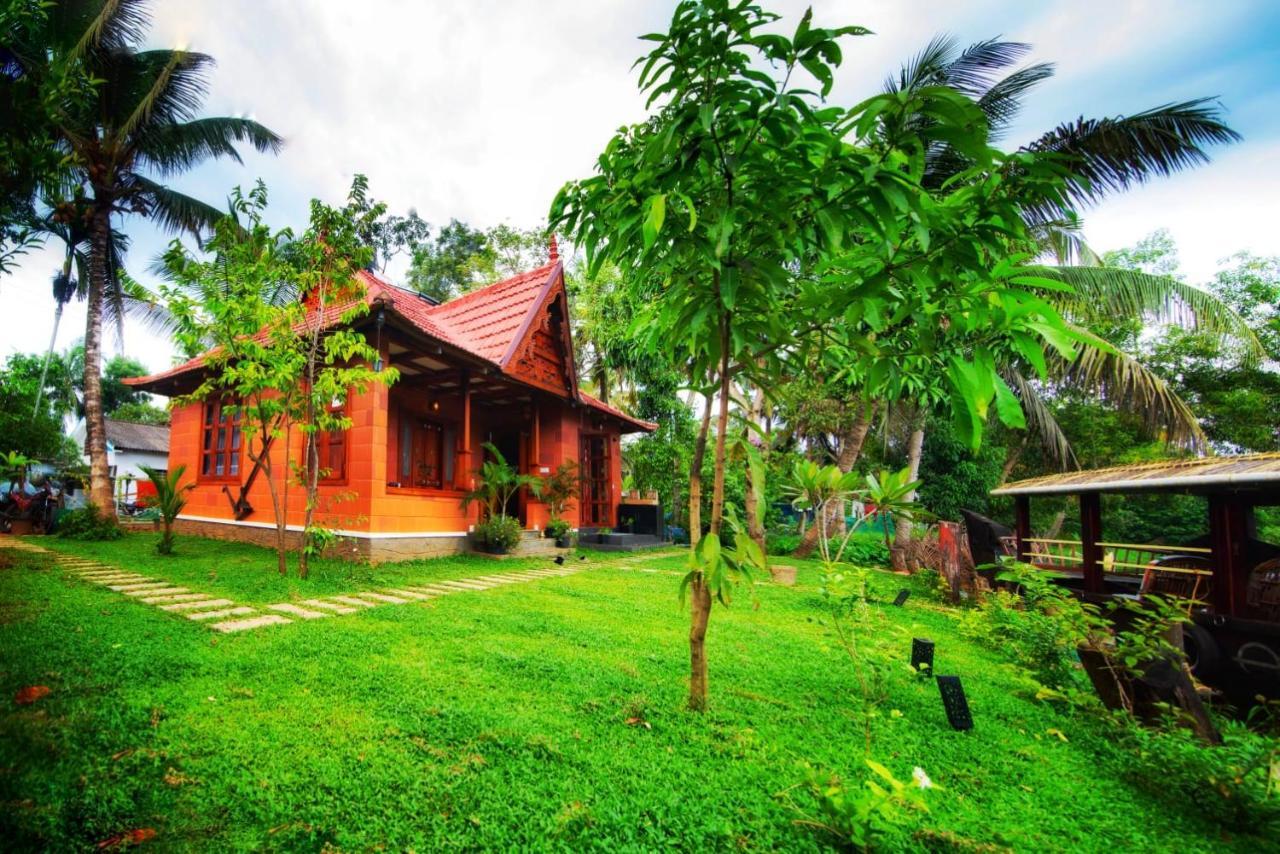 Maison d'hôtes Little Chembaka à Kumarakom Extérieur photo