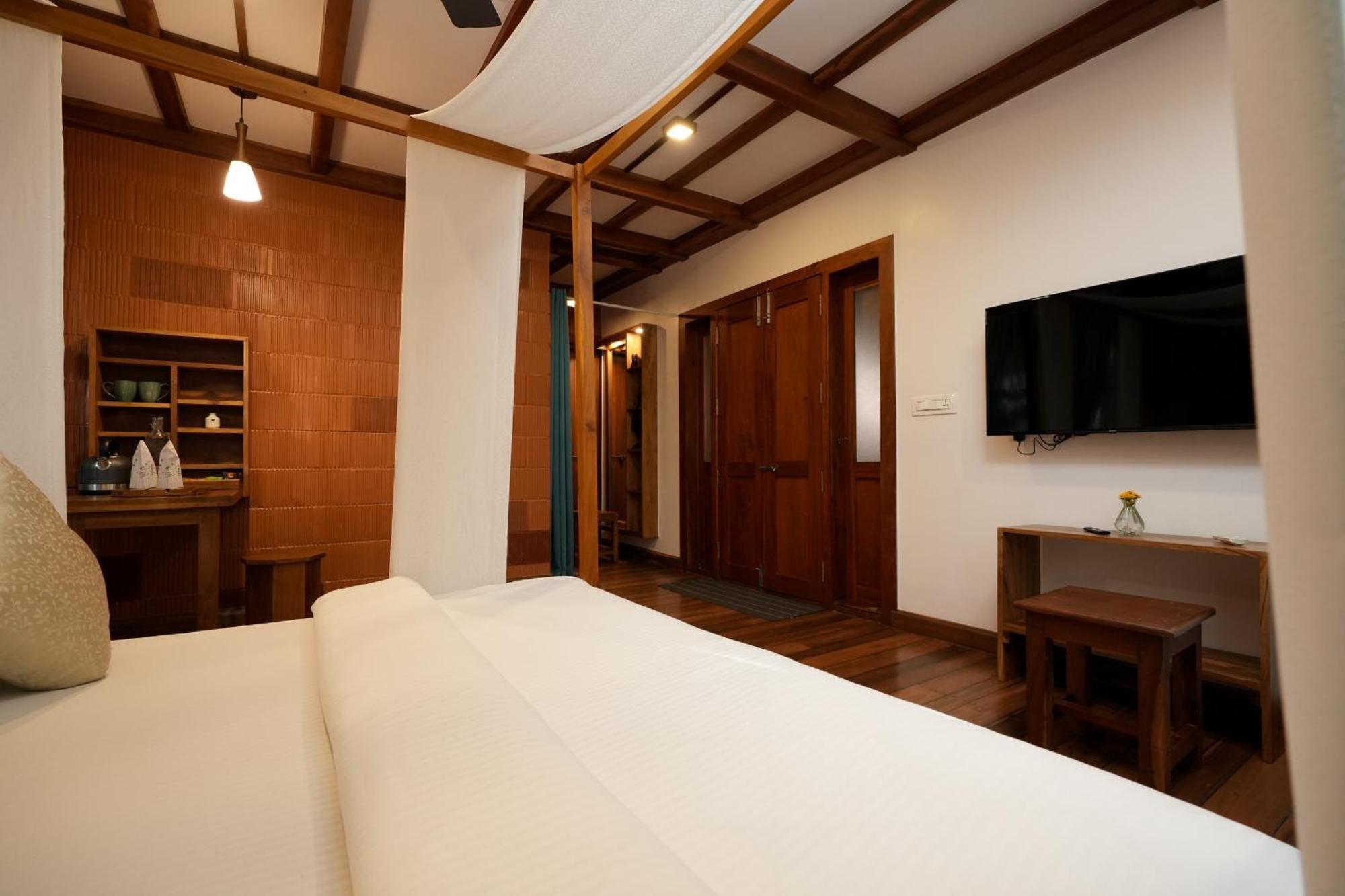 Maison d'hôtes Little Chembaka à Kumarakom Extérieur photo