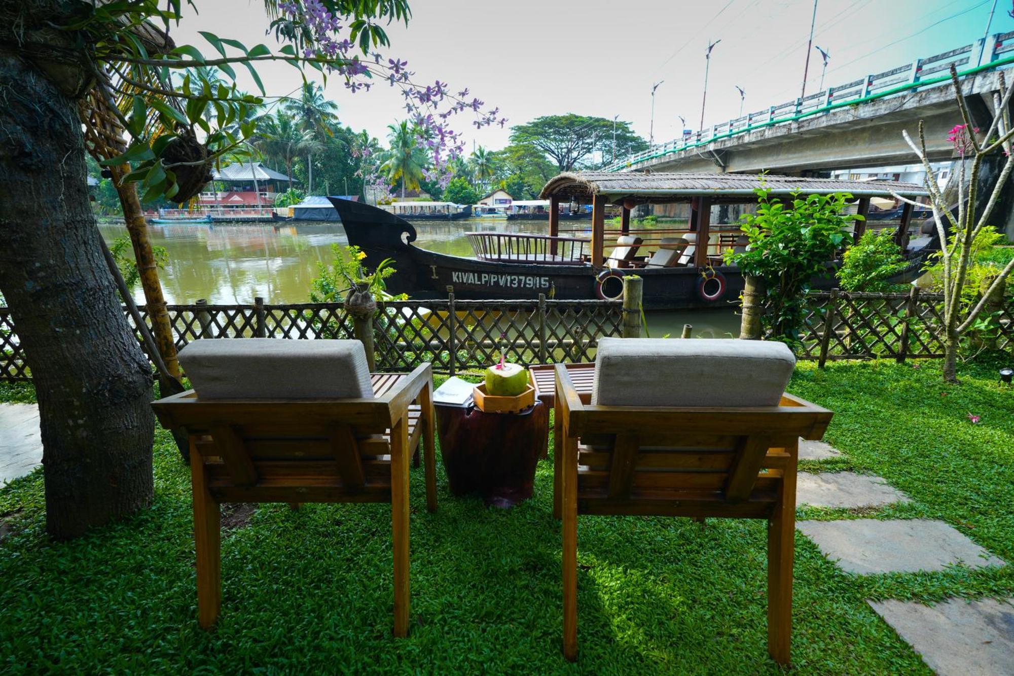 Maison d'hôtes Little Chembaka à Kumarakom Extérieur photo